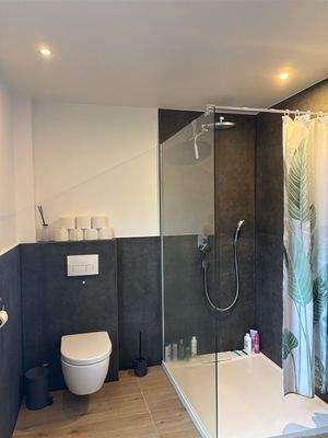 Badezimmer 2
