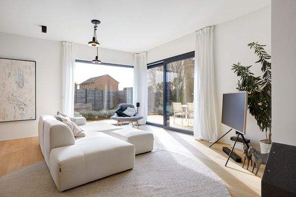 Großzügiges Wohnzimmer