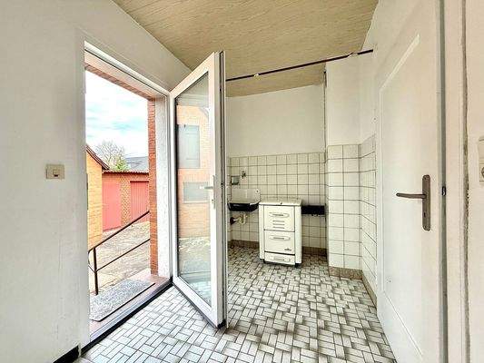 Vorratsraum, Ausgang Terrasse