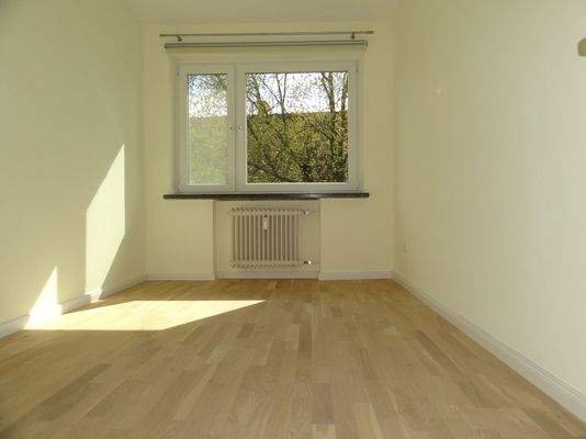 Zimmer links Bild 2.jpg