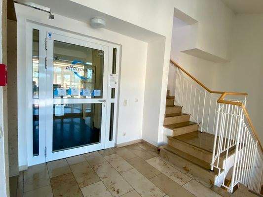 Etagenflur und Eingang