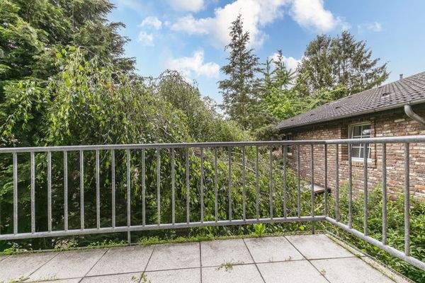 Balkon mit Blick ins Grüne