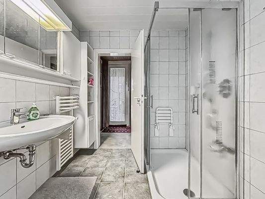 Badezimmer EG Ansicht II 