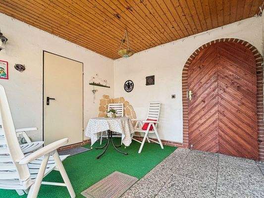 Überdachte Sitzecke