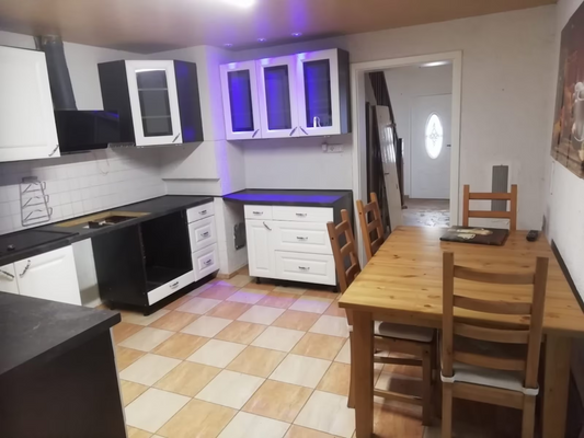 890c9a94-f1f4-46c9-ae6e-eb50de939c4c