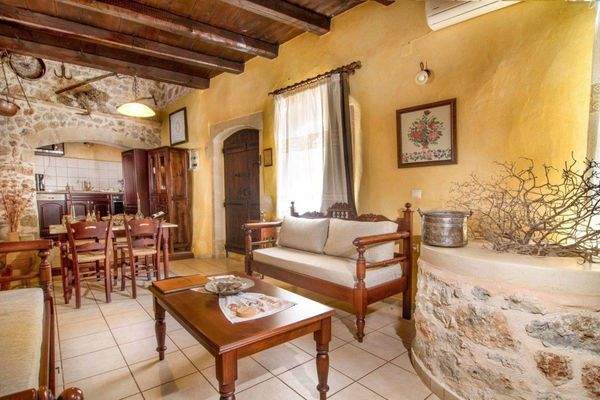 Villa For Sale in Samonas village 20.jpg