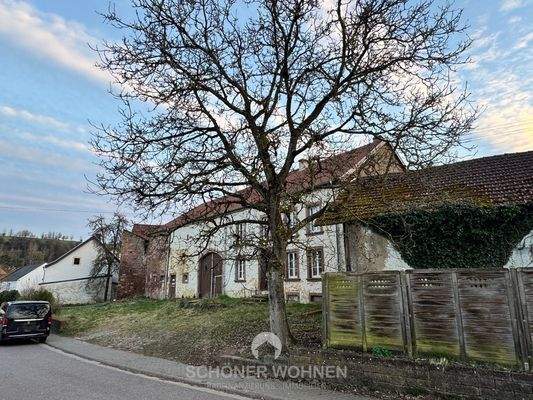 Straßenansicht