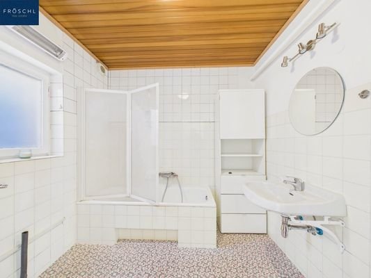 Badezimmer OG