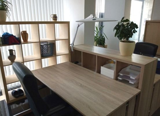 Möbliertes Büro im Coworking Space