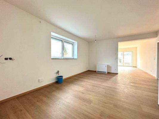 Essbereich und Küche.jpg