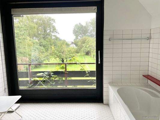 Blick vom Badezimmer