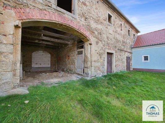 Hofansicht Pferdestall 2