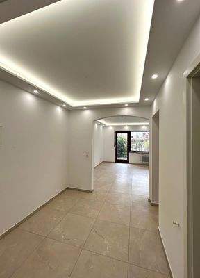 Der helle und geräumige Eingangsbereich