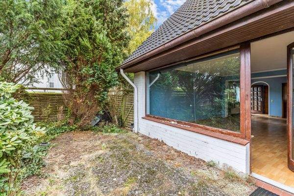 Westterrasse - einmal Hand anlegen und Abendsonne genießen