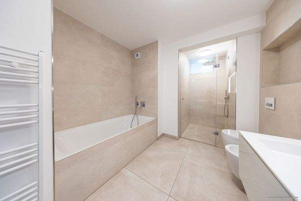 hochwertiges Masterbad