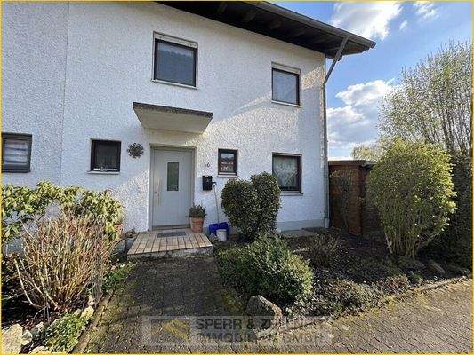 KI-bearbeitete Visualisierung Vorgarten