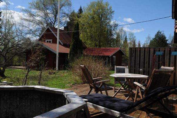 Garten vor der Saunaterrasse