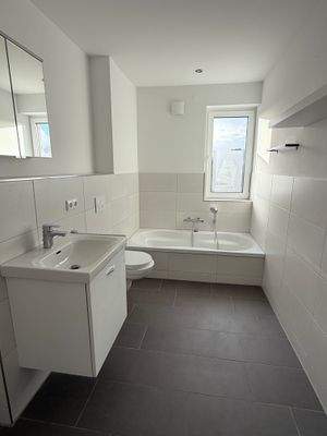 Badezimmer mit Vollbad