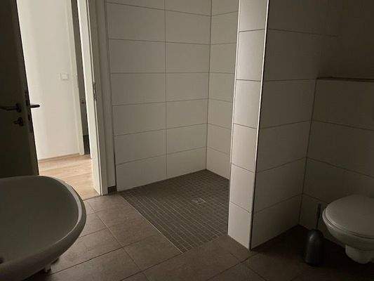 Bad mit barrierefreier Dusche