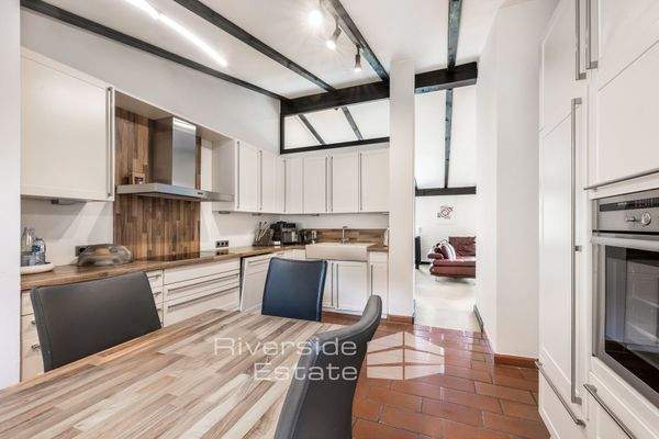 Küche mit Essbereich 