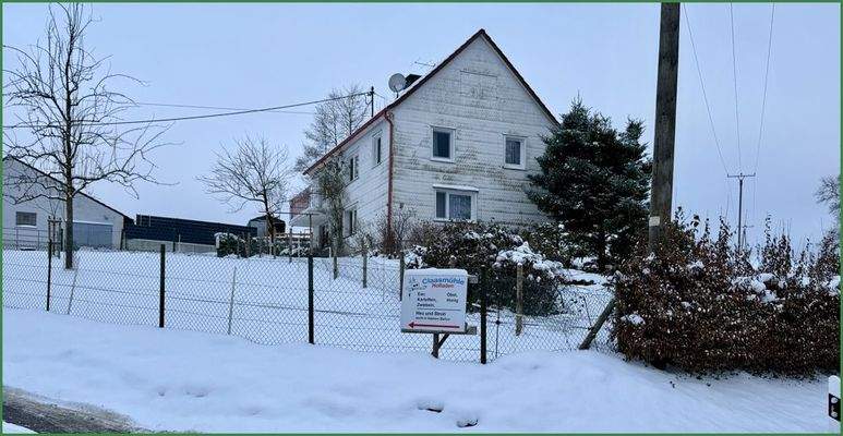 Hausansicht von der Straße