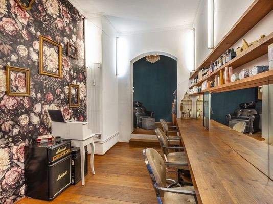 Laden Baaderstraße 3