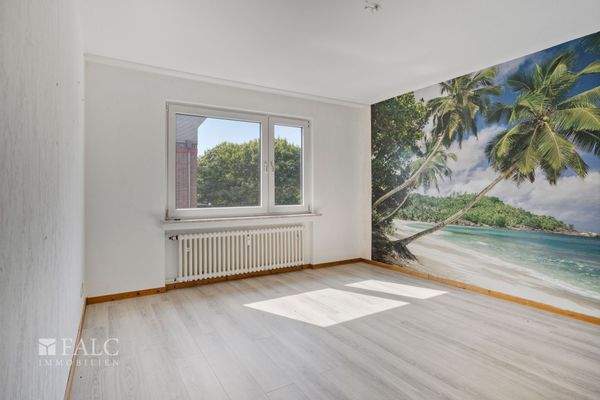 2 OG. links, Schlafzimmer