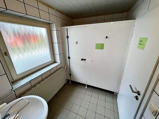 WC-Anlage Mitarbeiter 