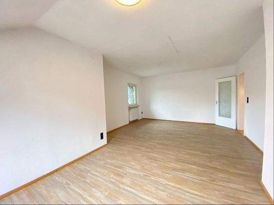 Whg. 2 - DG - Wohnzimmer - Bild 1