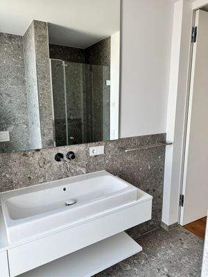 Kleines Badezimmer Bild 2