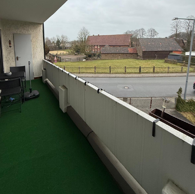 Balkon mit Abstellr..png