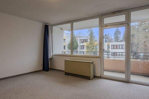 Wohn- und Schlafzimmer