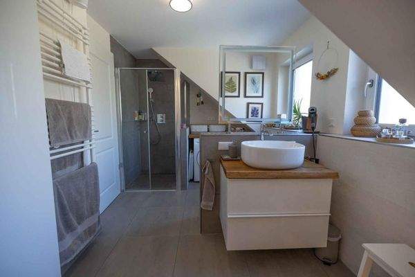 Großes Tageslichtbad