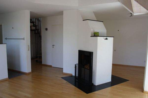 Essbereich m. offenem Kamin