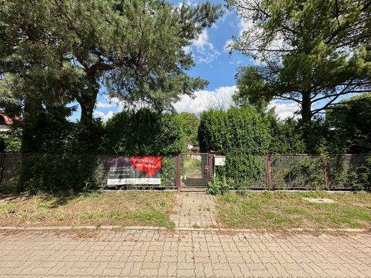 Straßenansicht vorn