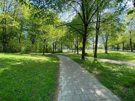 Freizeitpark - angrenzend