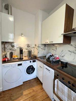 Geräumige Küche.jpeg