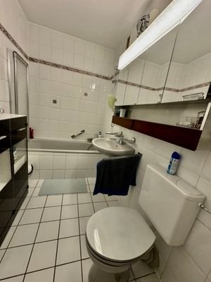 Badezimmer 2