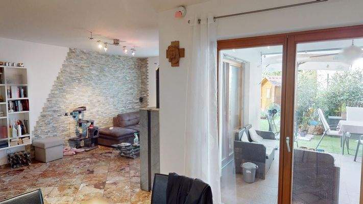 Gargazon-Gargazzone-Vierzimmerwohnung-quadrilocale-Garten-giardino-Garage-Stellplatz-posto macchina-Videoüberwachung-Alarmanlage-Keller-cantina