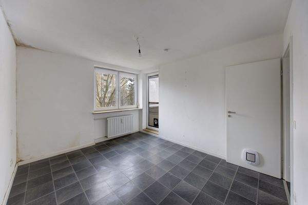 Schlafzimmer mit zweitem Balkon