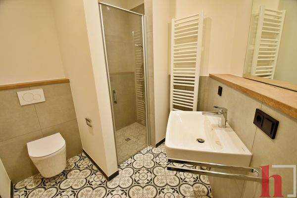 Wohnung 6 - Badezimmer