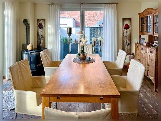 Essbereich mit Kaminofen