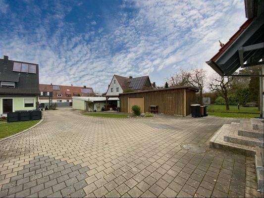 Zufahrt - Geh- und Fahrtrecht