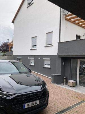 Zufahrt/Hofblicke ...