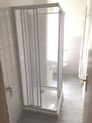 Beispiel - Bad mit Dusche