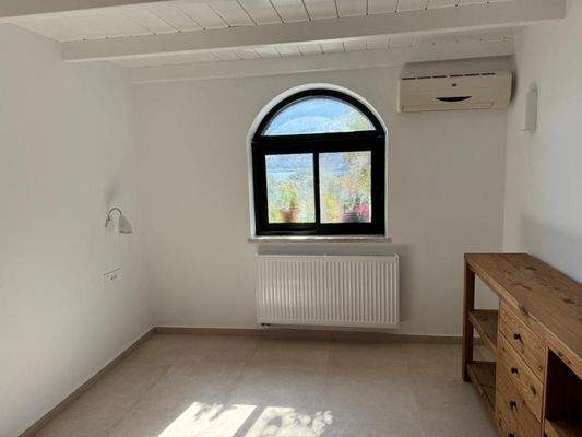 Kreta, Kournas: Malerisches Steinhaus mit bezauberndem See- und Meerblick zu verkaufen