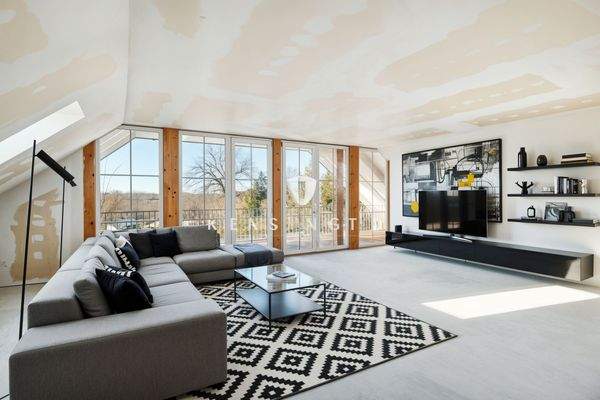 1. OG (Einrichtungsbeispiel)