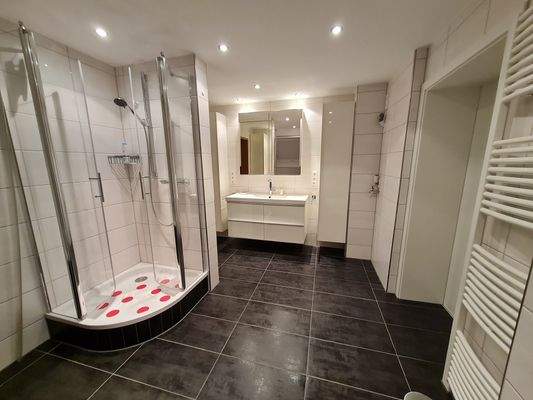 Badezimmer - Bild 2.jpg