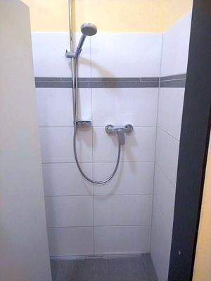 Dusche.jpg