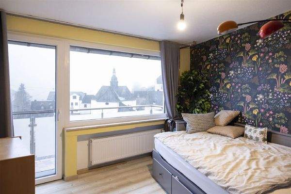 Zimmer mit Ausgang Balkon 2.OG